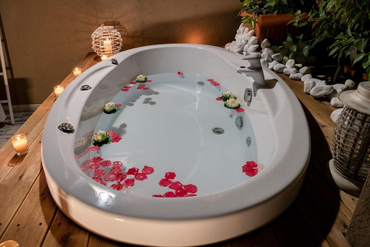Castello Luxury Residence With Private Jacuzzi Ханья Экстерьер фото
